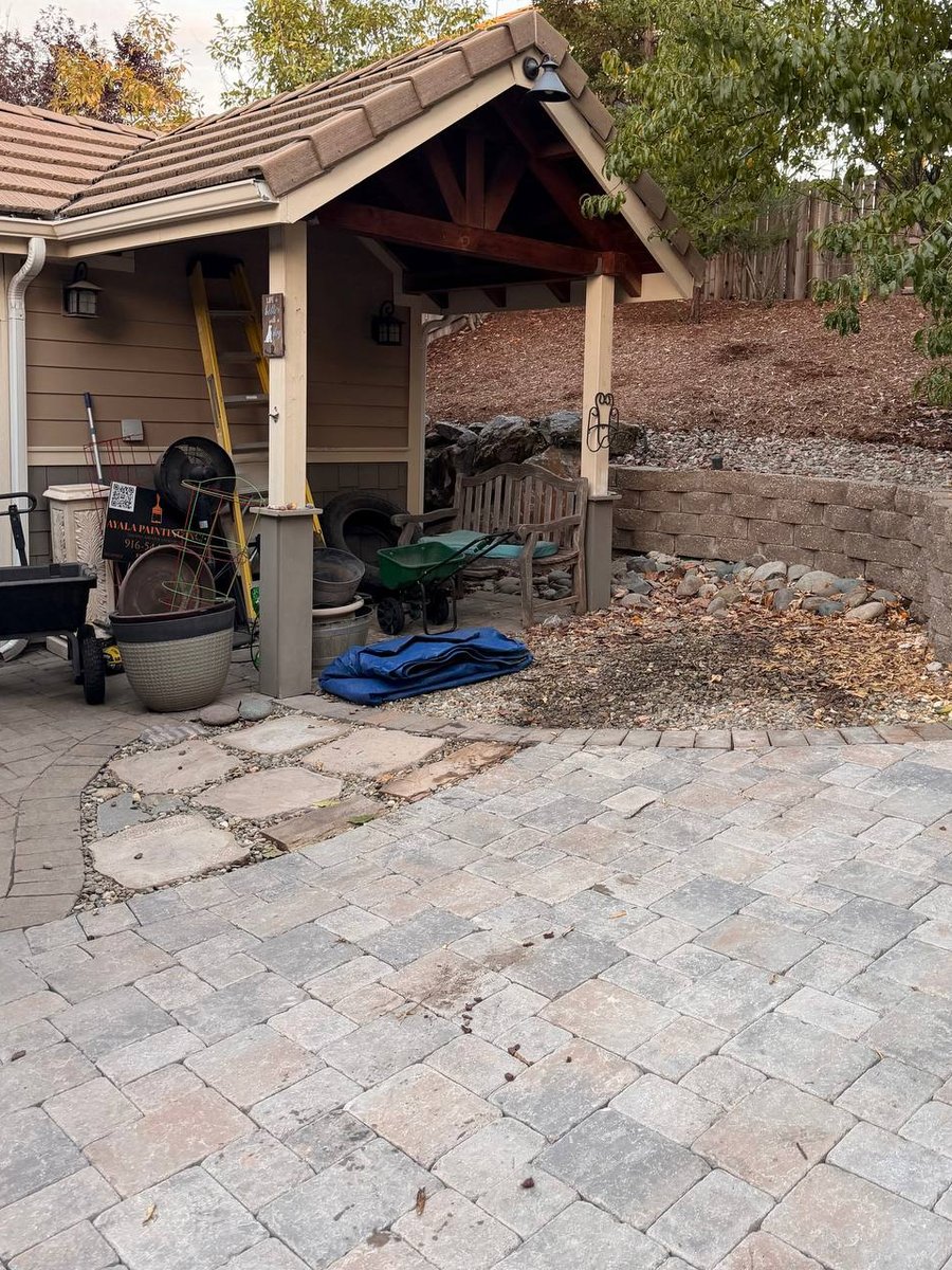 After MZM junk removal &mdash; Patio & Yard Debris Cleanup — Rocklin, CA