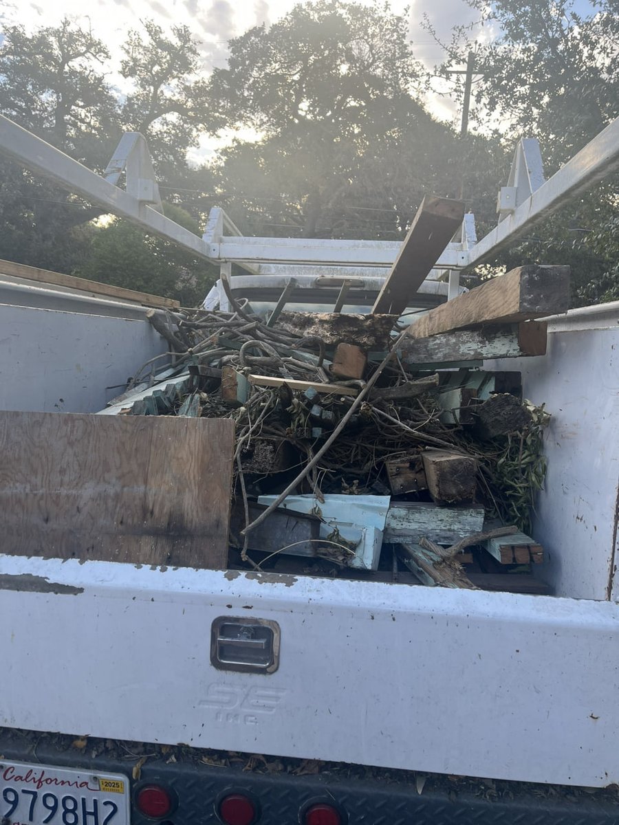 Before MZM junk removal &mdash; Full Truck Haul-Away — Sacramento, CA