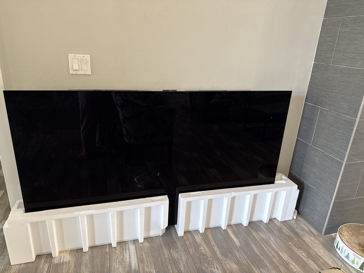 Old flat-screen TV removed and hauled away by MZM Junk Removal in Rocklin, CA